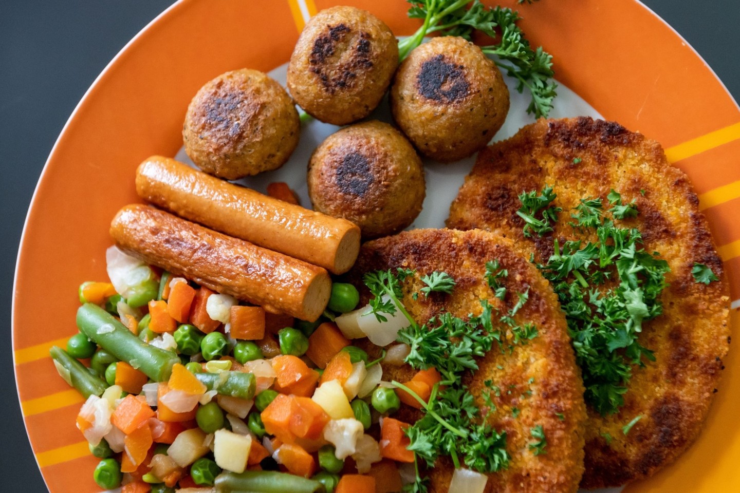 Vegetarische Ernährung ist besser für Klima und Tiere.