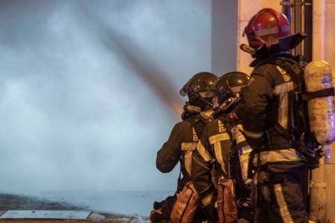 Vierköpfige Familie stirbt bei Wohnungsbrand in Spanien